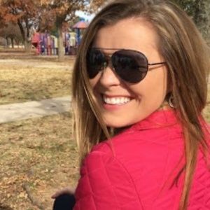 Meet your Posher, Lindsey